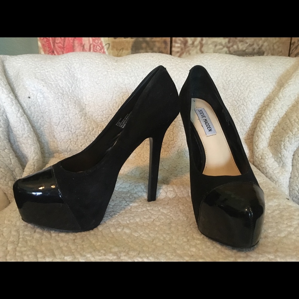 Black suede Steve Madden platform heels